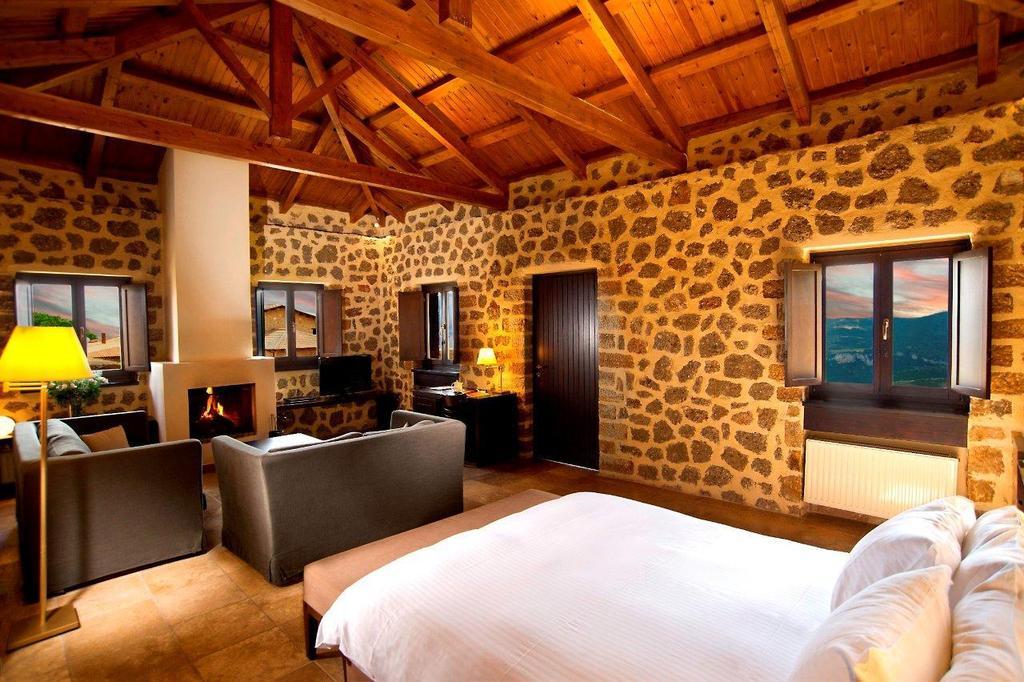 Pliadon Gi Mountain Resort & Spa Kato Sinikia Trikalon Rom bilde