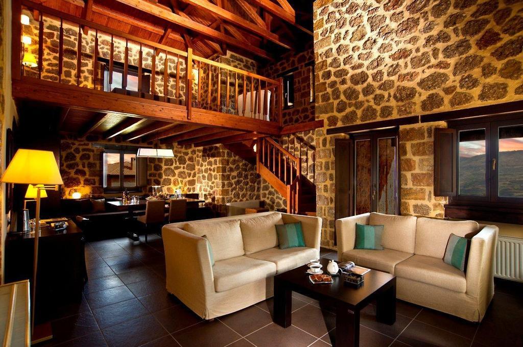 Pliadon Gi Mountain Resort & Spa Kato Sinikia Trikalon Rom bilde