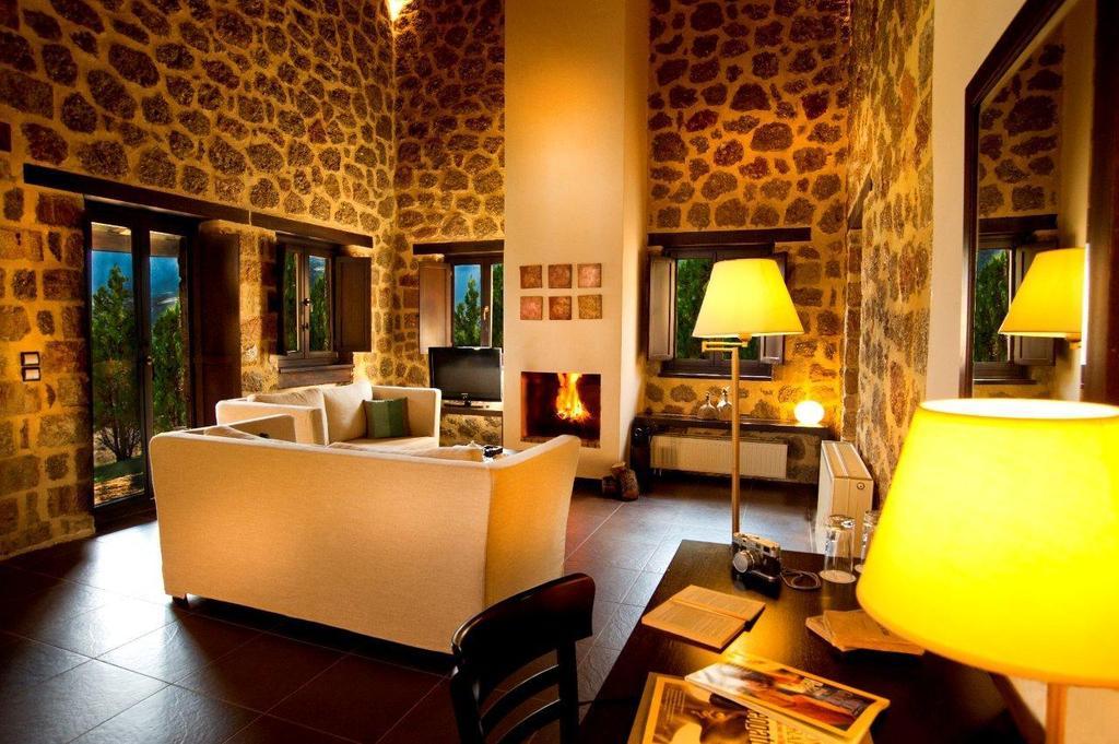 Pliadon Gi Mountain Resort & Spa Kato Sinikia Trikalon Rom bilde